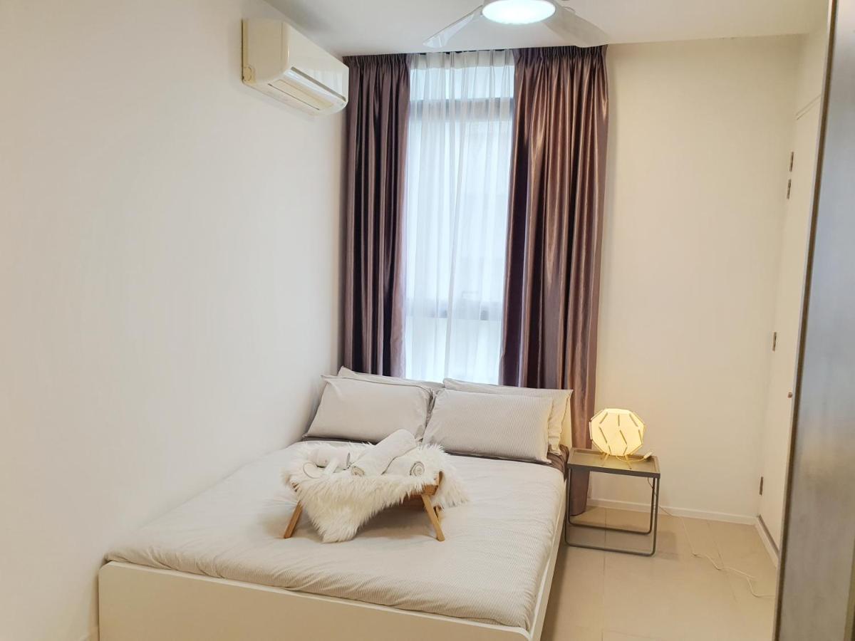 Arcoris Mont Kiara Apartment *