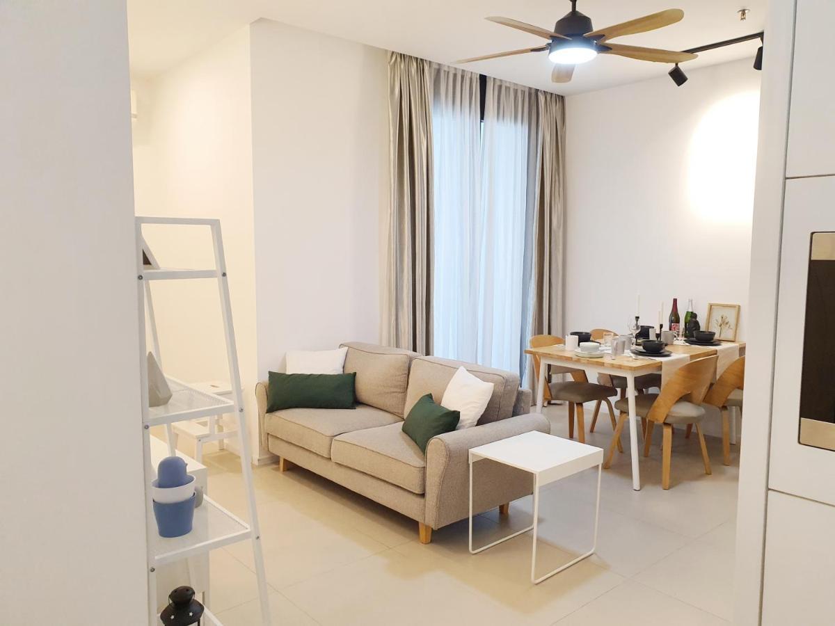 Apartment Arcoris Mont Kiara Kuala Lumpur