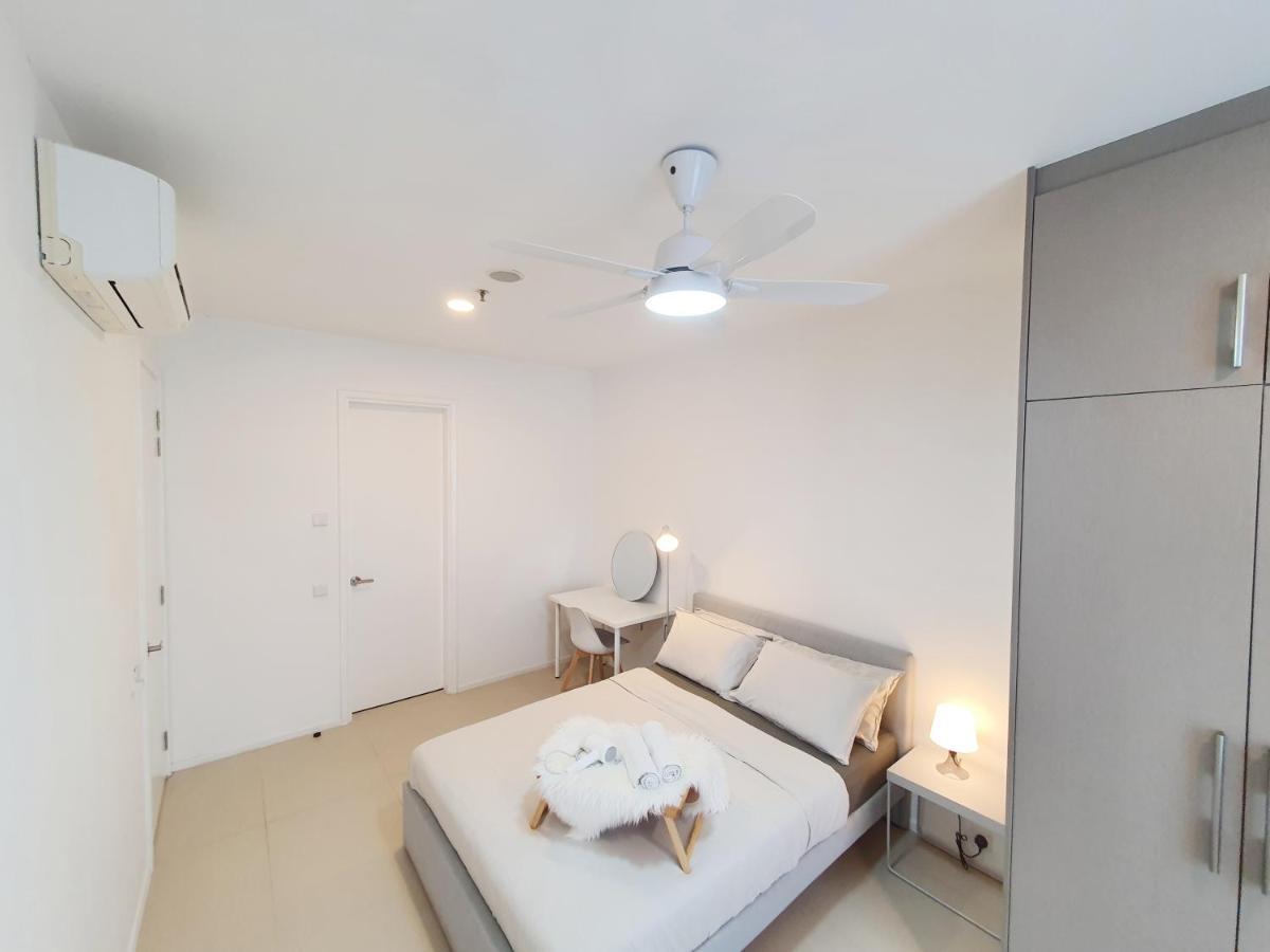 Apartment Arcoris Mont Kiara Kuala Lumpur