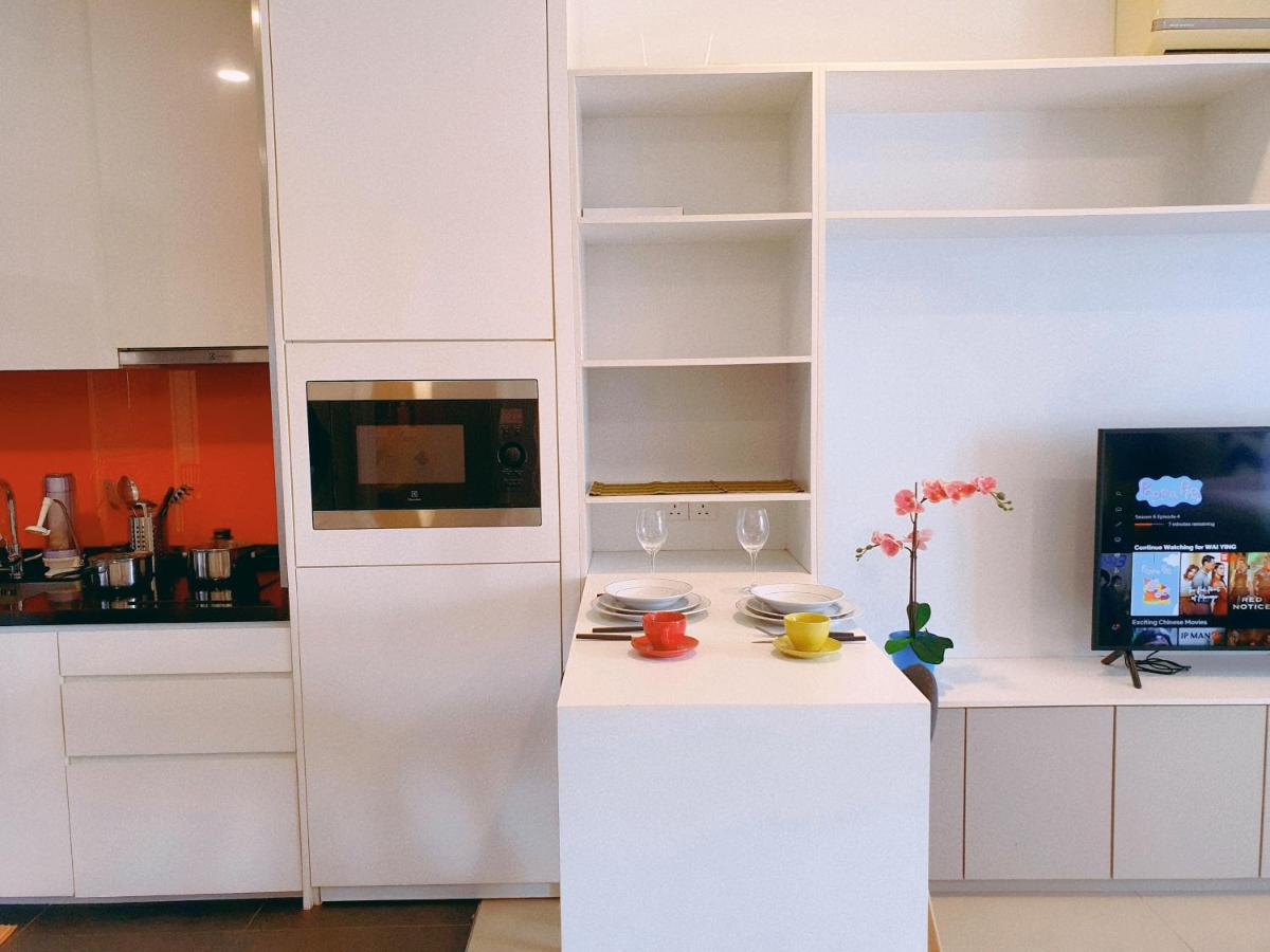 Apartment Arcoris Mont Kiara Kuala Lumpur