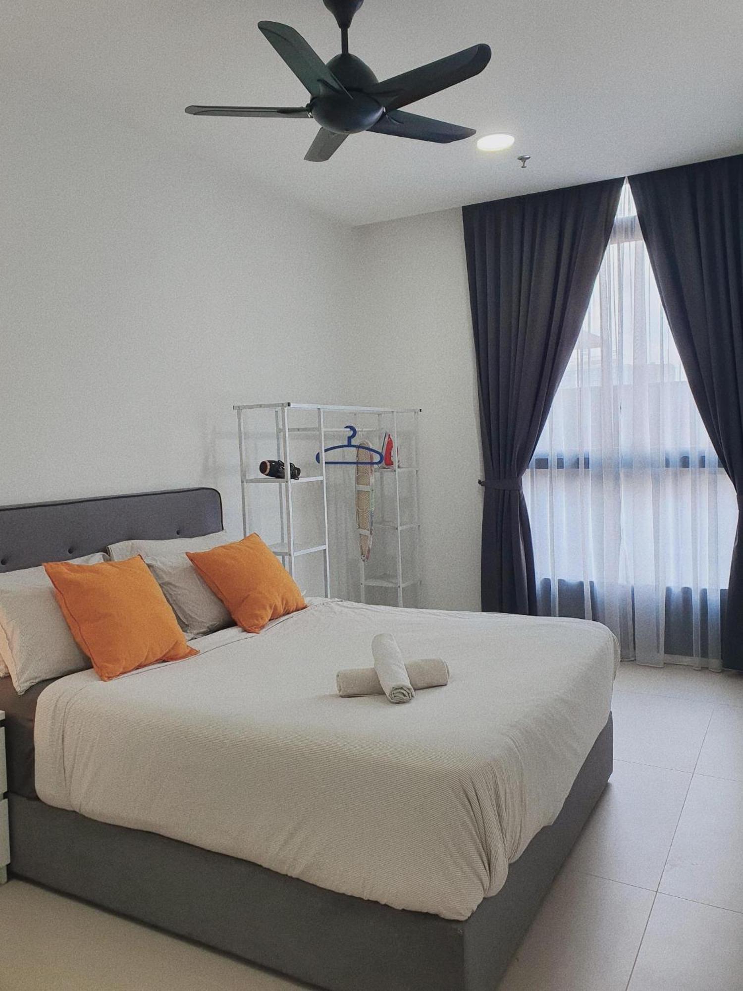 Arcoris Mont Kiara Apartment